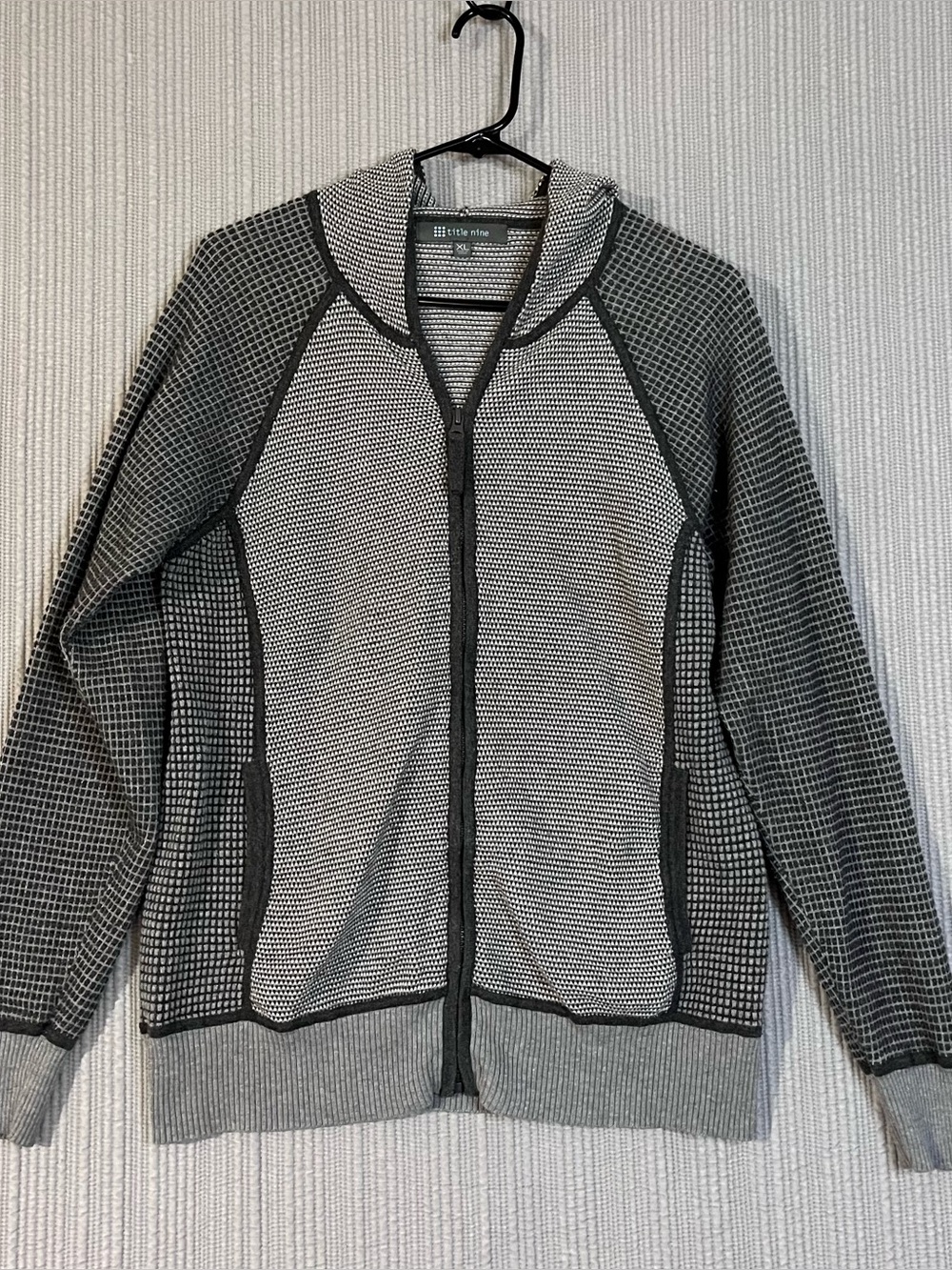 Title 9 Gray Hoodie Jacket Cardigan Full Zip Womens XL Athletic Fit